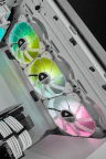 iCUE SP120 RGB ELITE Performance 120mm White PWM Fan — Single Pack - Image 10